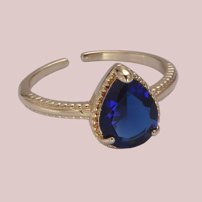 Miranda | Pear Shaped Ring